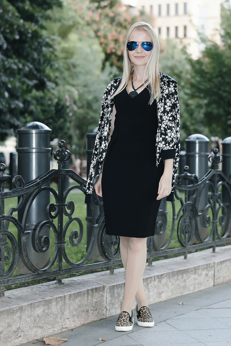 3 ways to wear the classic black pencil dress: girl boss, easy & fashion pro